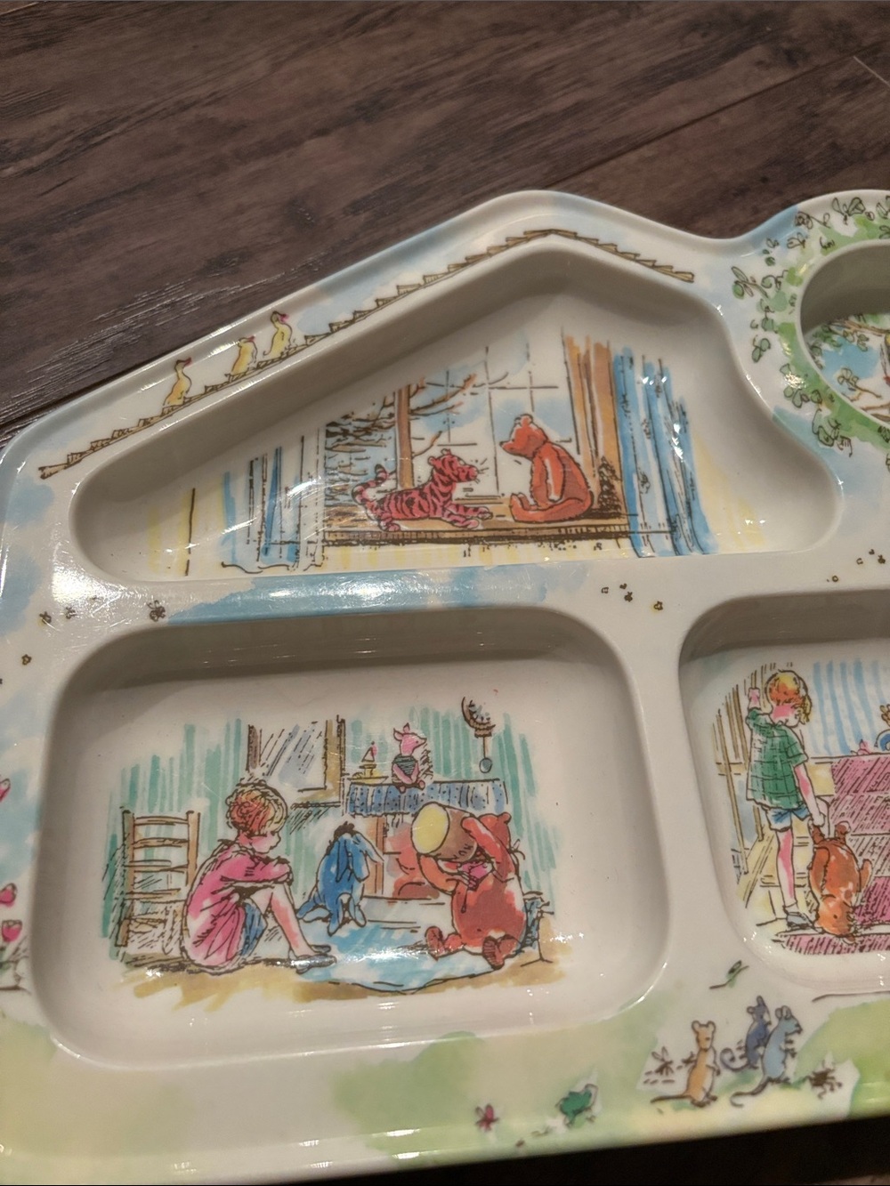 Vintage like Winnie the Pooh child’s plate - Picture 2 of 3